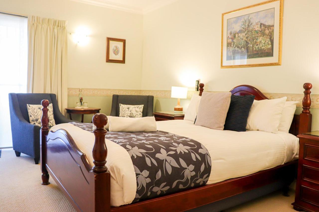 Plumes Boutique Bed & Breakfast Τάμγουορθ Εξωτερικό φωτογραφία