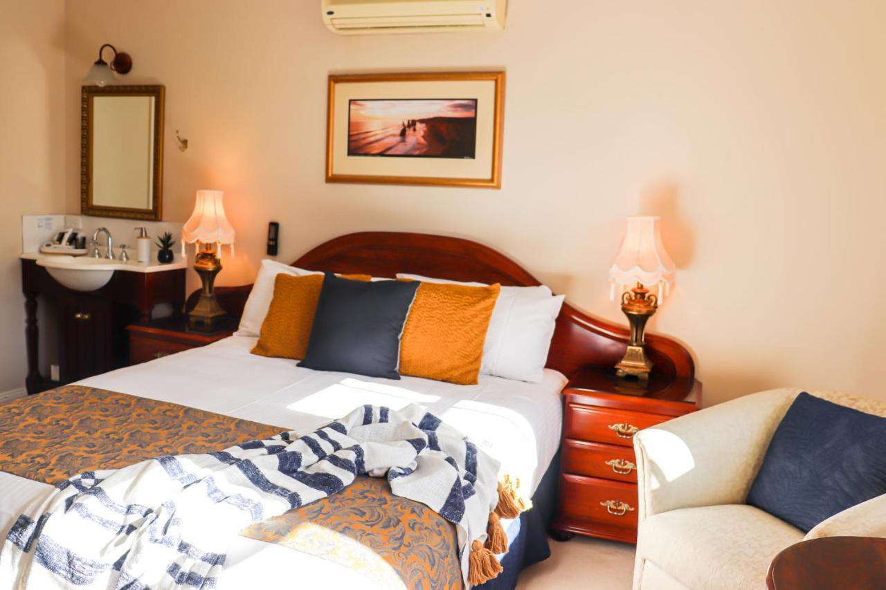 Plumes Boutique Bed & Breakfast Τάμγουορθ Εξωτερικό φωτογραφία